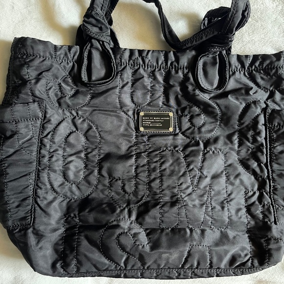 Marc Jacobs Women's Crosby Quilted Shopper Tote Handbag - Picture 1 of 6